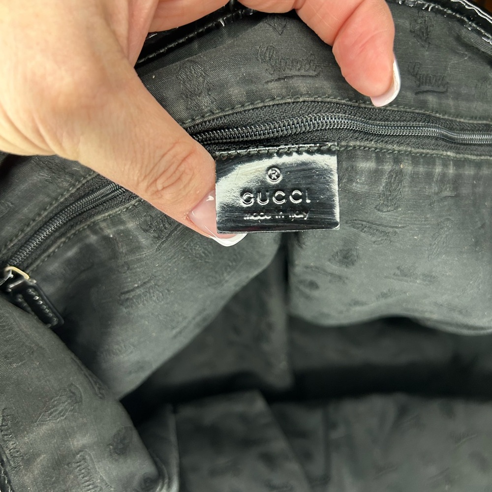 Gucci Shoulder Bag - Picture 9 of 11